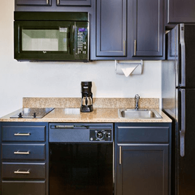 Countertops & Cabinets